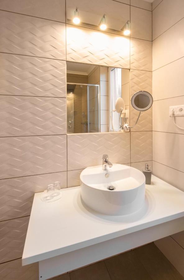 Ponty-Lak Panzio Guest House Davod ภายนอก รูปภาพ